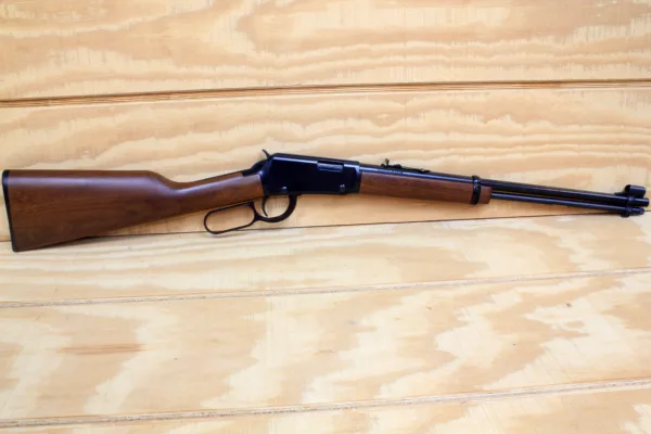 Henry H001 Classic Lever Action .22S/L/LR; MA OK